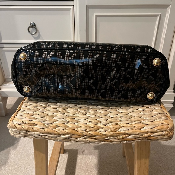 MICHAEL KORS MEDIUM TOTE - Picture 9 of 10